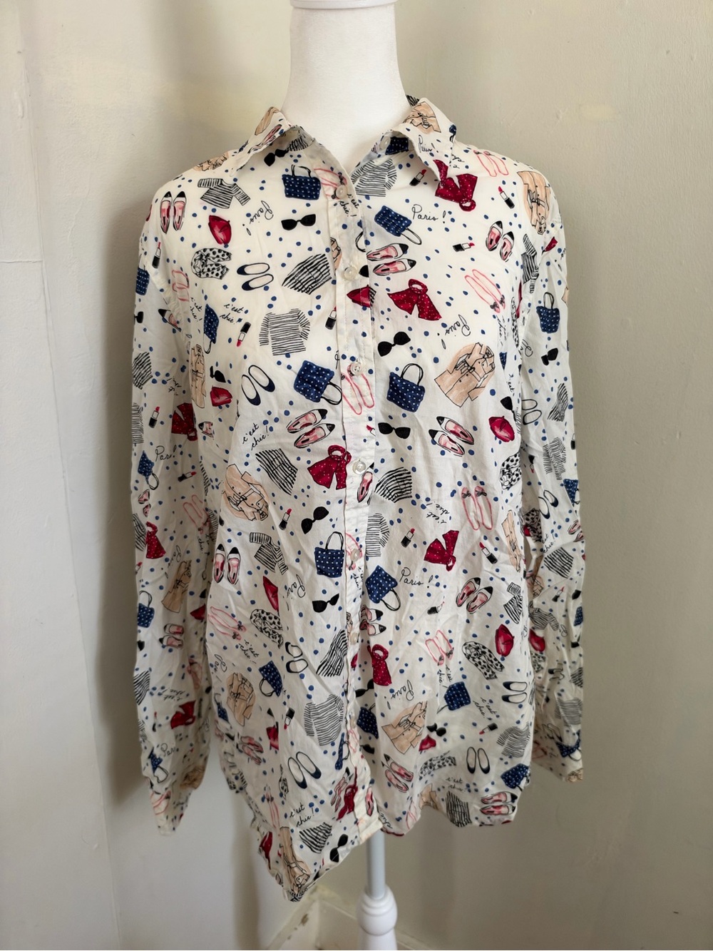 Talbots Women's Paris Print Button Down Shirt Size Medium 100% cotton